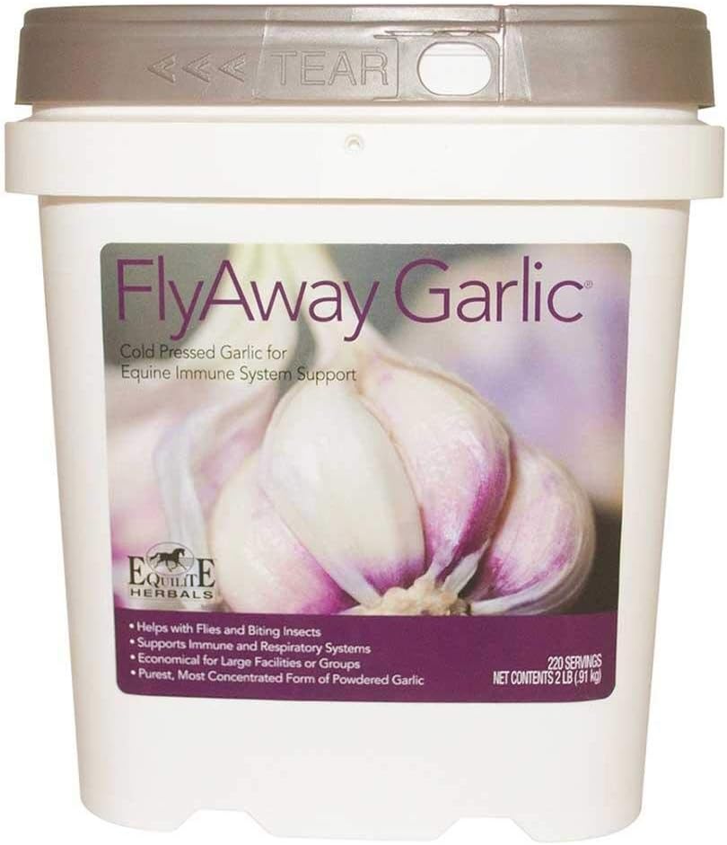 FlyAway hvitløk. Feed-thru Supplement for hester. 100% kaldtpresset hvitløk pulver støtter sunn immunforsvar, respirasjon og digestive systemer. Naturlig rebelling agent. Konsentrert formel. (2 Lbs).
