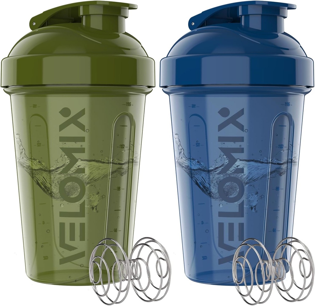 VELOMIX - 2 Pack- 20 oz Protein Shaker flasker for proteinblandinger - 2x Wire Whisk | Leak Proof Shaker Cups for proteinshake og pre trening | Protein Shaker flaske pakke (grønn/blå)