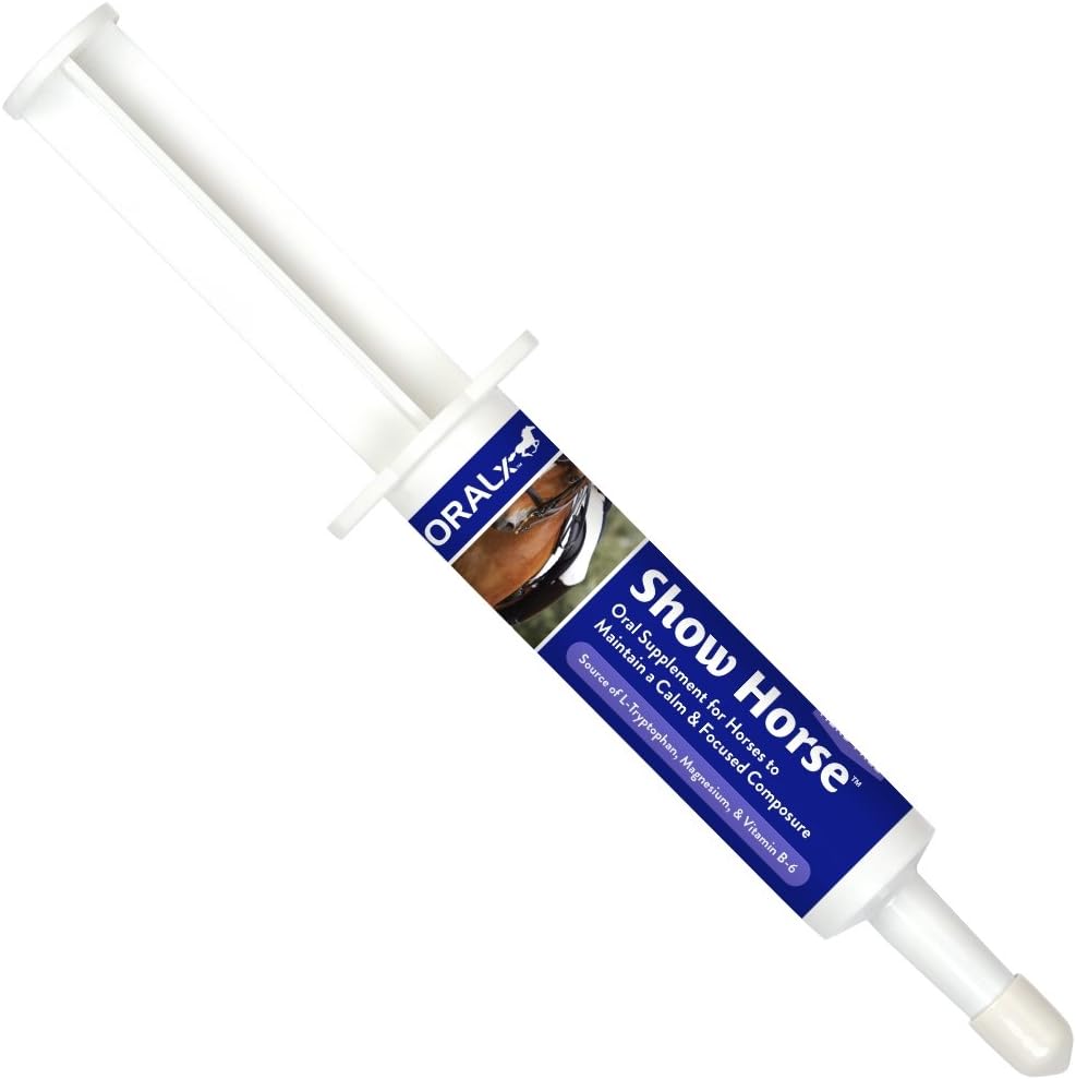 Vis hest. Herb-fri beroligende lim for hester. L-tryptofan, vitaminer og mineraler for å opprettholde ro, fokusert komposisjon under hendelser og transport. Easy-Dose Syringe. 1.2 Oz. USA-Made.