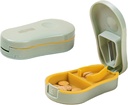 Lys grønn liten pille cutter splitter med sentering enhet for små og små piller, Cuts Vitaminer Tabletter, Portable Exquisite Pill Crusher for Purse Pocket