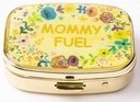 AmyZone Metal Pille Organizer Reisevennlig Bærbar Kompakt Pille Box Søt Pille Case å holde vitaminer / Tylenol / Fish Oil / Supplements / Meds / Tabell for Purse / Pocket(Mommy drivstoff)